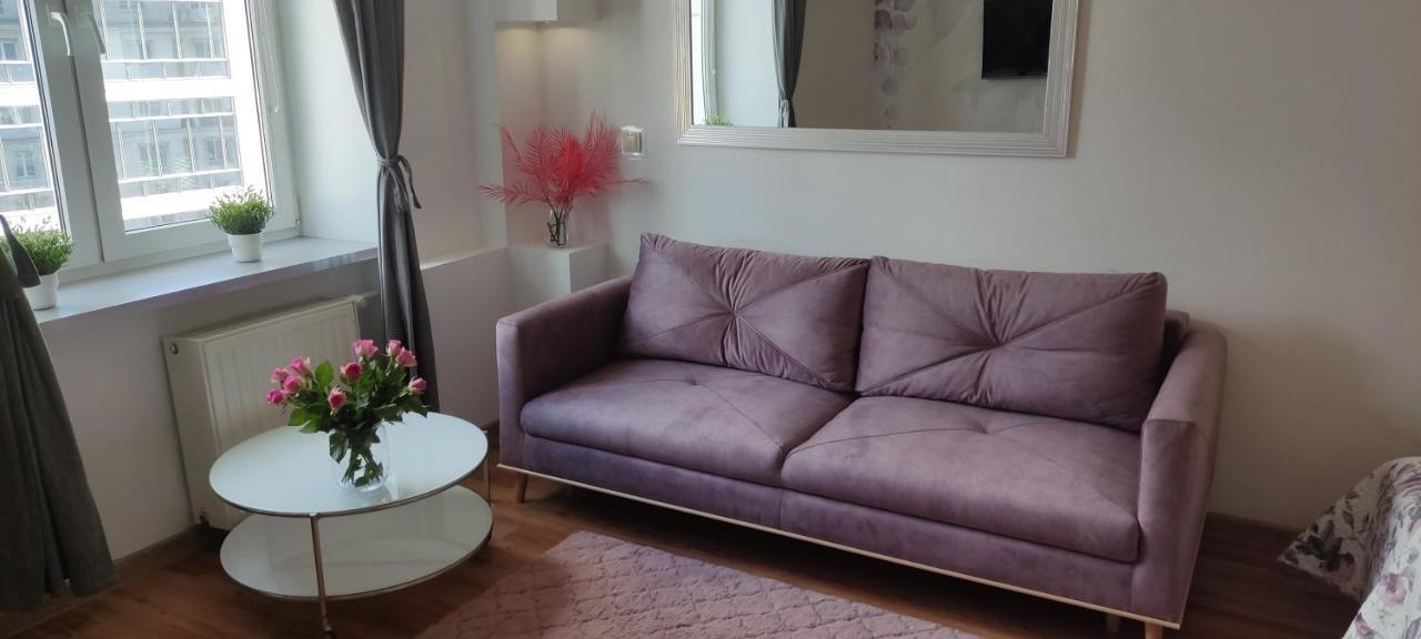 Be My Guest - Krucza Elegant Apartment - Rondo De Gaulle'A Center Of Warsaw Metro Wi-Fi Breakfast Bagian luar foto