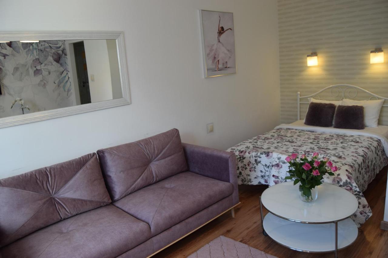 Be My Guest - Krucza Elegant Apartment - Rondo De Gaulle'A Center Of Warsaw Metro Wi-Fi Breakfast Bagian luar foto
