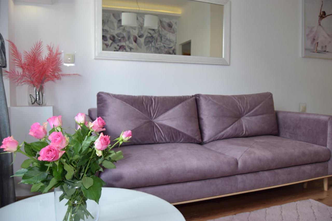 Be My Guest - Krucza Elegant Apartment - Rondo De Gaulle'A Center Of Warsaw Metro Wi-Fi Breakfast Bagian luar foto